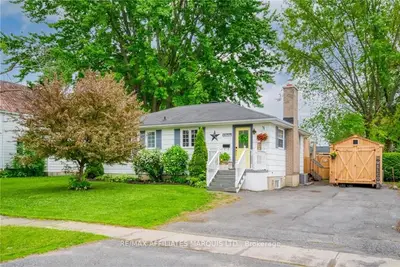 16 STRACHAN Avenue, South Stormont, ON K0C 1P0