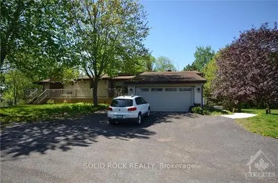3344 HUNTLEY Road, Stittsville - Munster - Richmond, ON K0A 2Z0