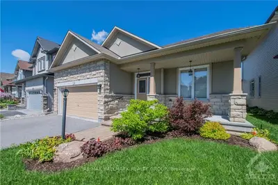 705 BIRCHLAND Crescent, Stittsville - Munster - Richmond, ON K2S 0S8