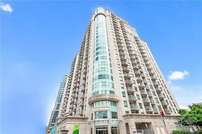 200 RIDEAU Street 2405, Lower Town - Sandy Hill, ON K1N 5Y1