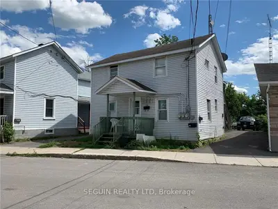 752-754-756 REGENT Street, Hawkesbury, ON K6A 1G2