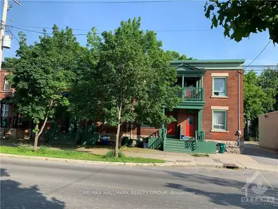556-562 Gladstone Avenue, Ottawa Centre, On K1r 5p3