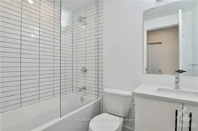 101 Pinhey Street 402, West Centre Town, On K1y 1t7