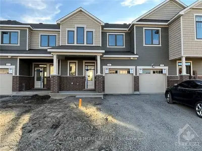 641 ALLIED Mews, Stittsville - Munster - Richmond, ON K2S 3A1