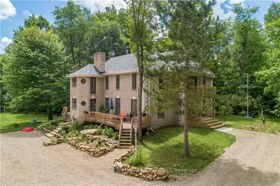 681 Sturgeon Mountain Road, Whitewater Region, On K8a 6w3