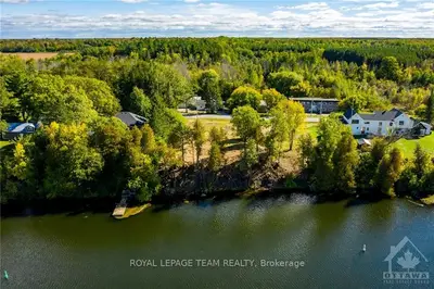 00 River Road, North Grenville, On K0g 1n0