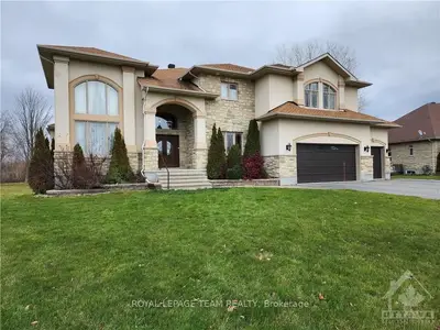 6893 South Village Drive, Greely - Metcalfe - Osgoode - Vernon And Area, On K4p 0a4