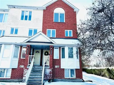 5998 Red Willow Drive, Orleans - Convent Glen And Area, On K1c 7h9