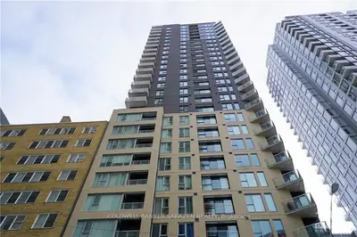 40 Nepean Street 1102, Ottawa Centre, On K2p 0x5