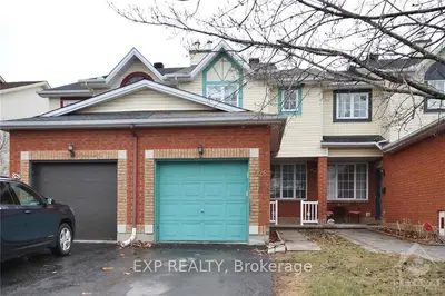 826 COMO Crescent, Orleans - Cumberland and Area, ON K4A 3Z8