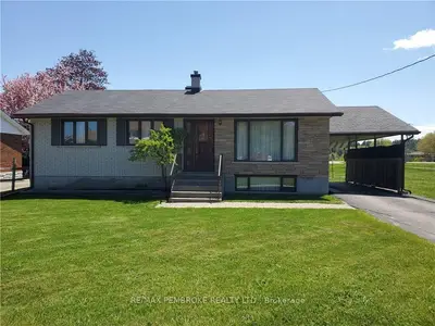 671 LEACH Street, Laurentian Valley, ON K8A 5C1