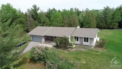 116 CROFTERS Grove, Constance Bay - Dunrobin - Kilmaurs - Woodlawn, ON K0A 1T0