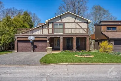 3132 QUESNEL Drive, Billings Bridge - Riverside Park and Area, ON K1V 7E6