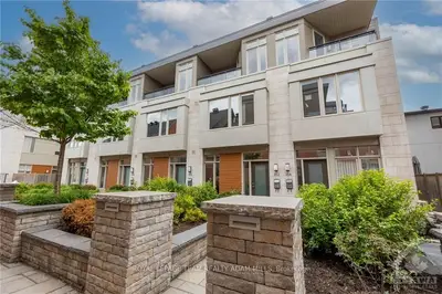 352 RAVENHILL Avenue E, Carlingwood - Westboro and Area, ON K2A 1S5