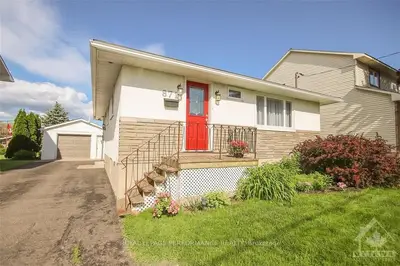 871 CHAMPLAIN Street, Orleans - Cumberland and Area, ON K1C 1K3