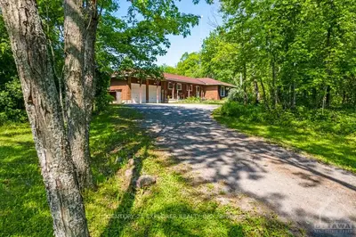 667 RAMSAY CONCESSION 4A Road, Mississippi Mills, ON K7C 3P1
