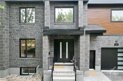 12 SYLVESTER Street A, Overbrook - Castleheights and Area, ON K1K 1V7