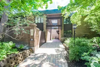 174 DUFFERIN Road 8, New Edinburgh - Lindenlea, ON K1M 2A6