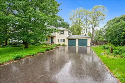 897 HARE Avenue, McKellar Heights - Glabar Park and Area, ON K2A 3J6