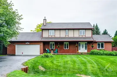 7085 SHADOW RIDGE Drive, Greely - Metcalfe - Osgoode - Vernon and Area, ON K4P 1B8