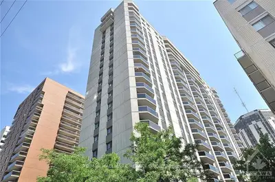 470 LAURIER Avenue W 902, Ottawa Centre, ON K1R 7W9