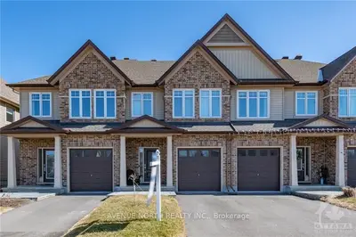 126 HELEN RAPP Way, Blossom Park - Airport and Area, ON K1T 0N4