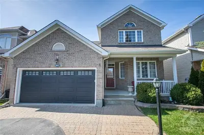 557 MAZARI Crescent, Stittsville - Munster - Richmond, ON K2S 0A2