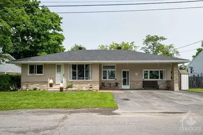 1702-1706 CHENE Street, Clarence-Rockland, ON K4K 1K6