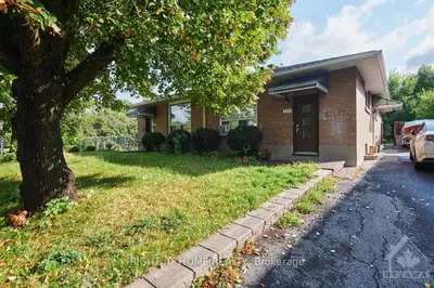 2409 Clover Street, Billings Bridge - Riverside Park And Area, On K1v 8g4