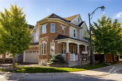 221 Kohilo Crescent, Stittsville - Munster - Richmond, On K2s 0e5