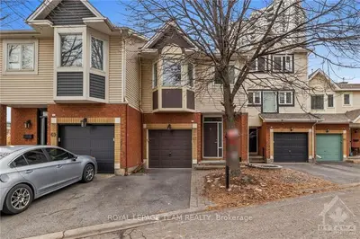 67 San Remo, Alta Vista And Area, On K1g 5x9