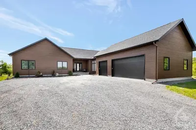 316 HUNTINGFORD Street, Stittsville - Munster - Richmond, ON K0A 1B0