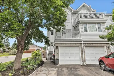 12 CASTLEGREEN, Hunt Club - South Keys and Area, ON K1T 3N4