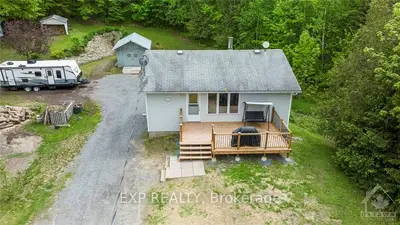 98 LECLAIR W Road, Alfred and Plantagenet, ON K0B 1L0