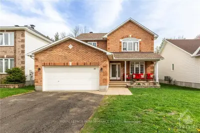 40 CAMPBELL Court, Russell, ON K4R 1G7