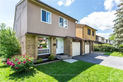 7938 DECARIE Drive, Orleans - Convent Glen and Area, ON K1C 2K3