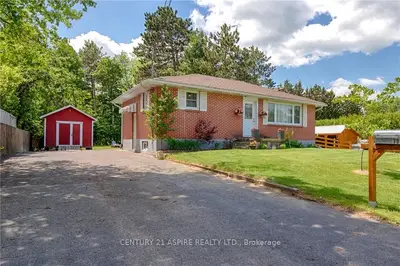 19 HOFFMAN Street, Petawawa, ON K8H 2J6