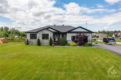 274 COUNTRY LANE Drive, Beckwith, ON K7C 3P2