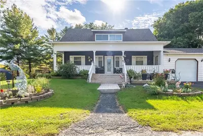 1645 Beachburg Road, Whitewater Region, On K0j 1c0