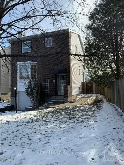 11 Pinetrail Crescent, South Of Baseline To Knoxdale, On K2g 5a2