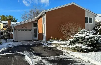 1076 Chateau Crescent, Orleans - Convent Glen And Area, On K1c 2e1