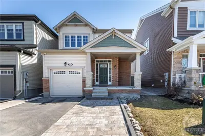 223 DES SOLDATS RIENDEAU Street, Barrhaven, ON K2J 5Z4