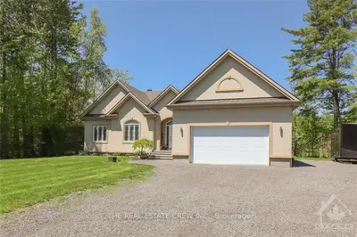 2601 DUBOIS Street, Clarence-Rockland, ON K4K 1K7