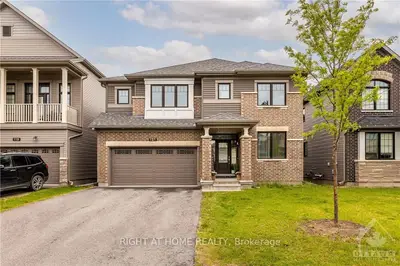 121 DISCOVERY Crescent, Stittsville - Munster - Richmond, ON K2S 0Z9