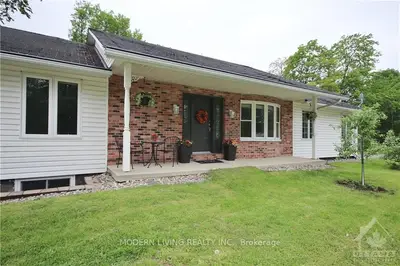 73 CRAIG Street, Russell, ON K4R 1A2
