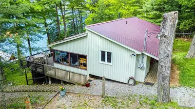 49 HILLSIDE Lane, Rideau Lakes, ON K0G 1X0