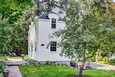 171 MINTO Place, Rockcliffe Park, ON K1M 0B6