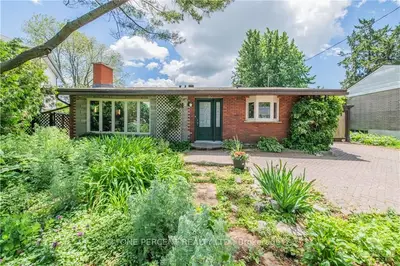 85 CROWNHILL Street, Beacon Hill North - South and Area, ON K1J 6W9