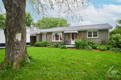 17 QUEEN Street, North Grenville, ON K0G 1J0