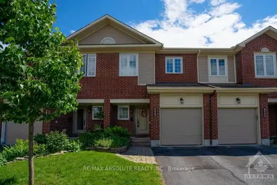 6082 RED WILLOW Drive, Orleans - Convent Glen and Area, ON K1C 7J5